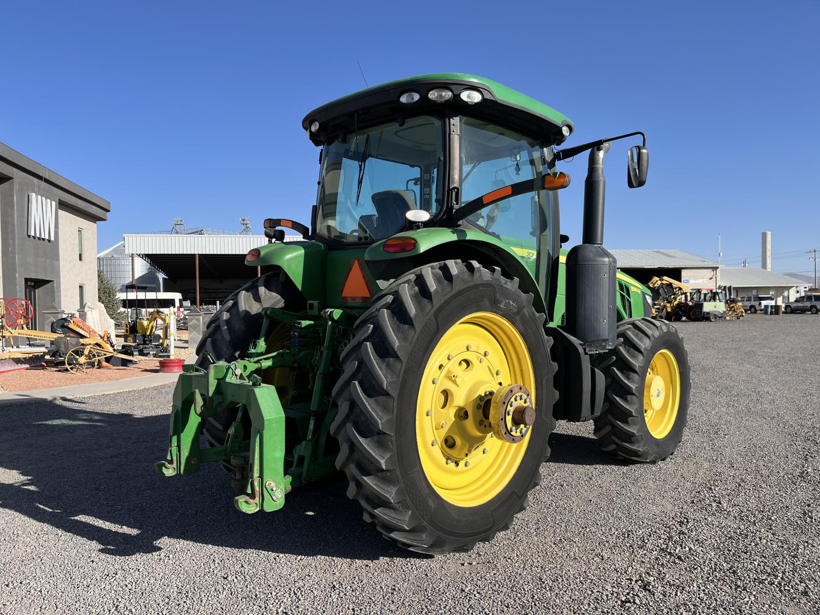./imagenes/INVOICE/2019/17674/JOHN DEERE 8310R (16).JPG